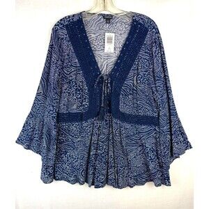 Torrid 2X NWT Navy White Rayon Babydoll Crochet Trim Lace Front Top Size 2 18-20